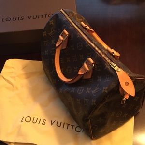 Louis Vuitton Authentic Speedy30, Great Condition!